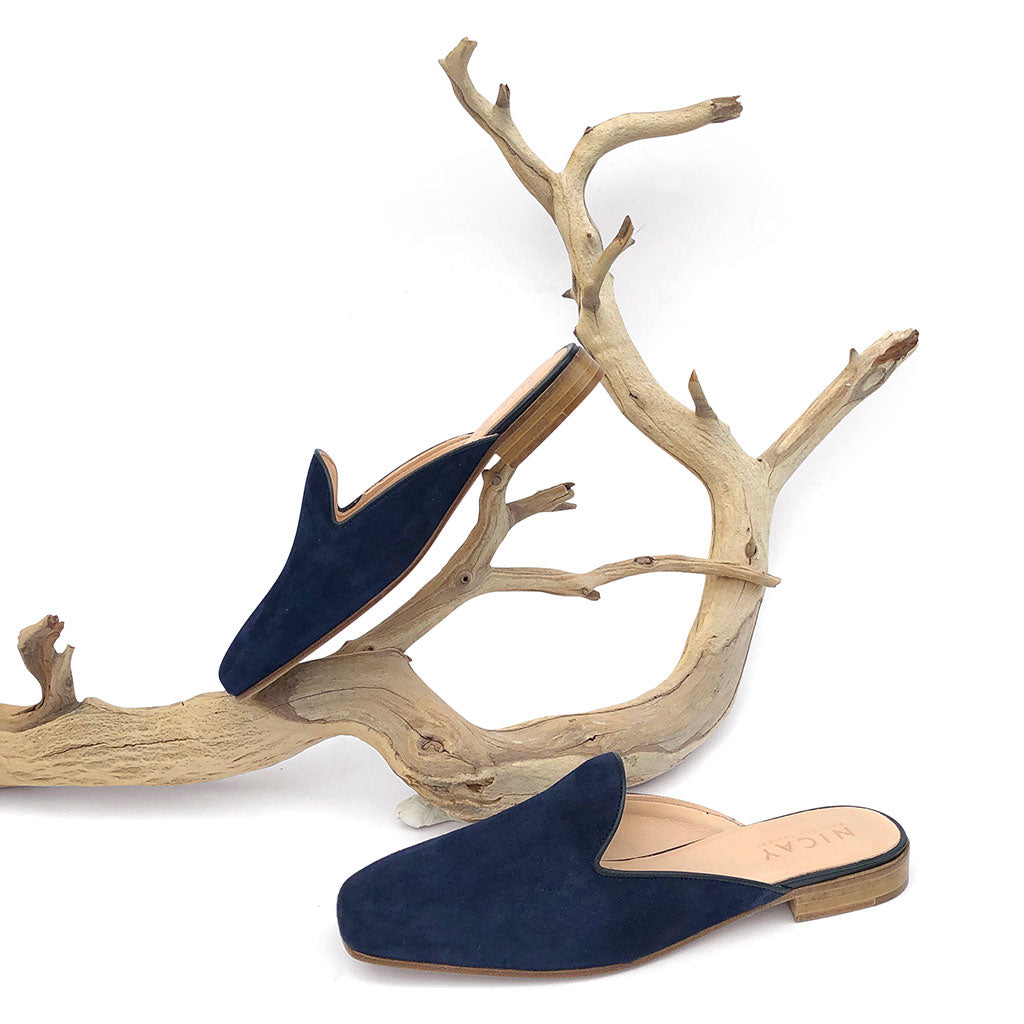 Mules aus Veloursleder