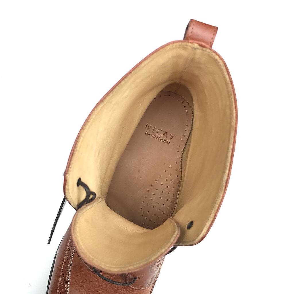 Rahmengenähte Brogue-Boots mit Vibram-Gummischutz