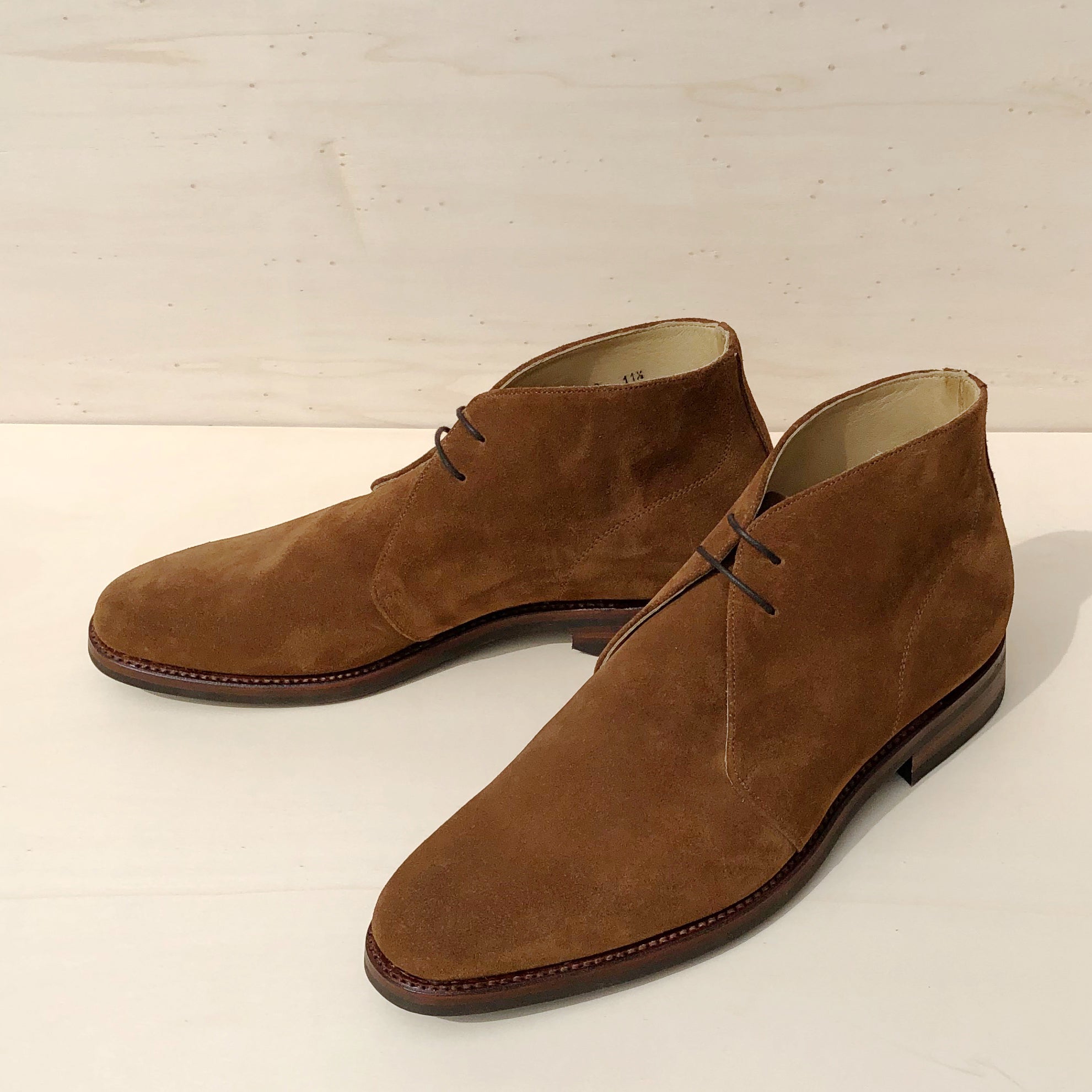 Desert Boots Veloursleder Rahmengenäht mit Dainite-Sohlen