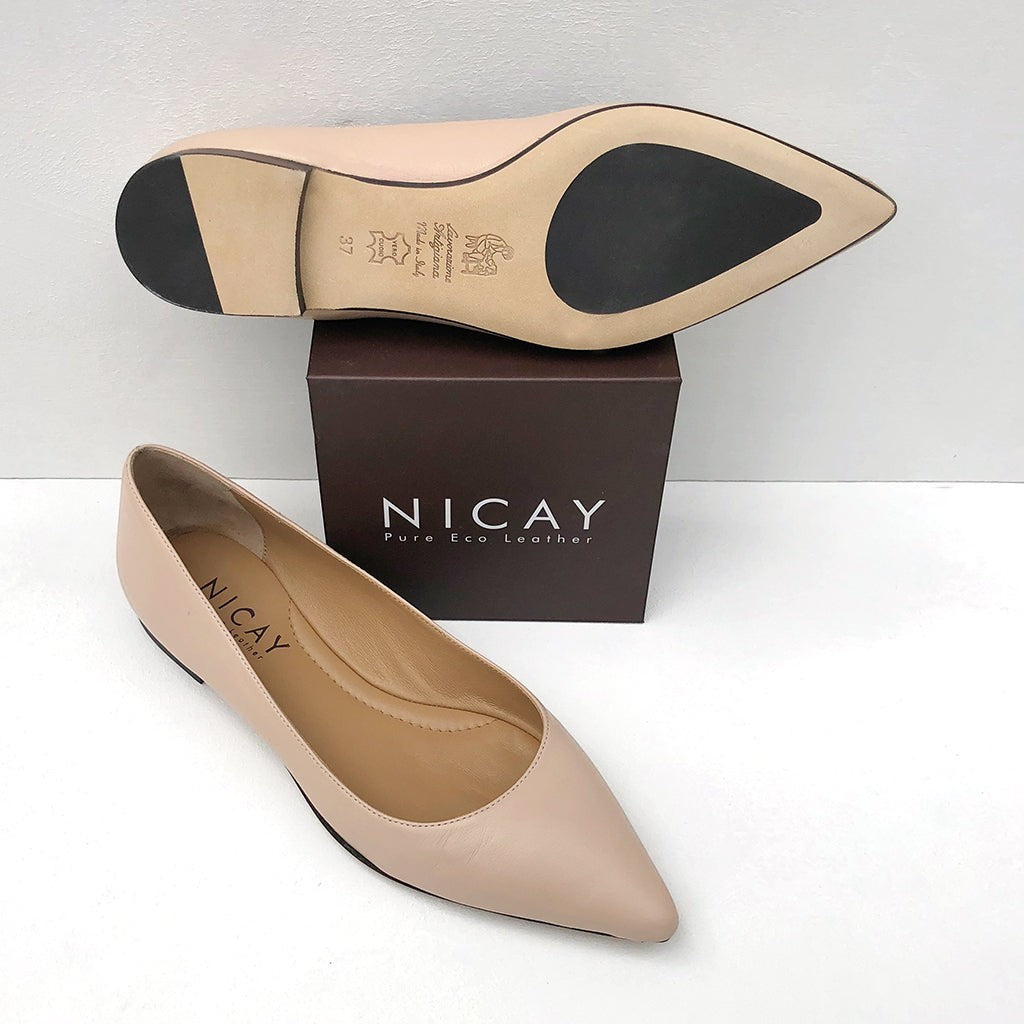 NICAY Nude Leder Ballerinas AUDREY mit spitzer Schuhspitze, handschuhweiches Nappaleder, made in Italy.